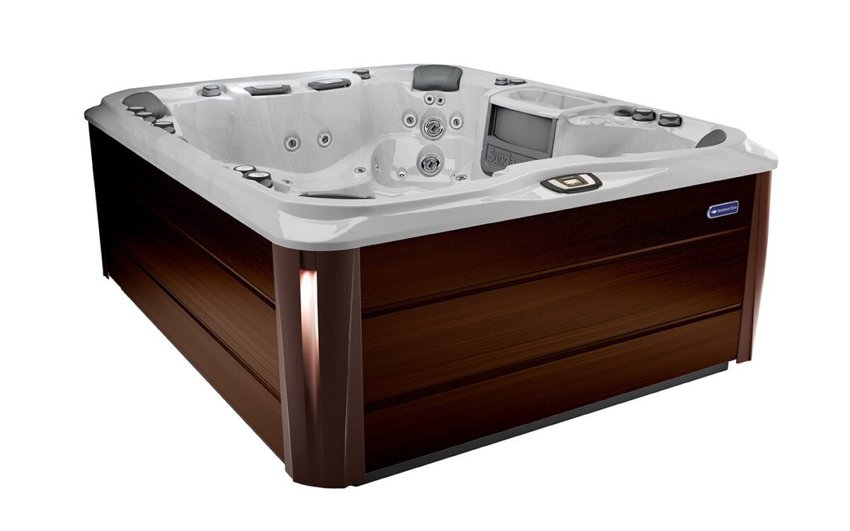 Hot-tub-Aspen-Platinum-Modern-Hardwood