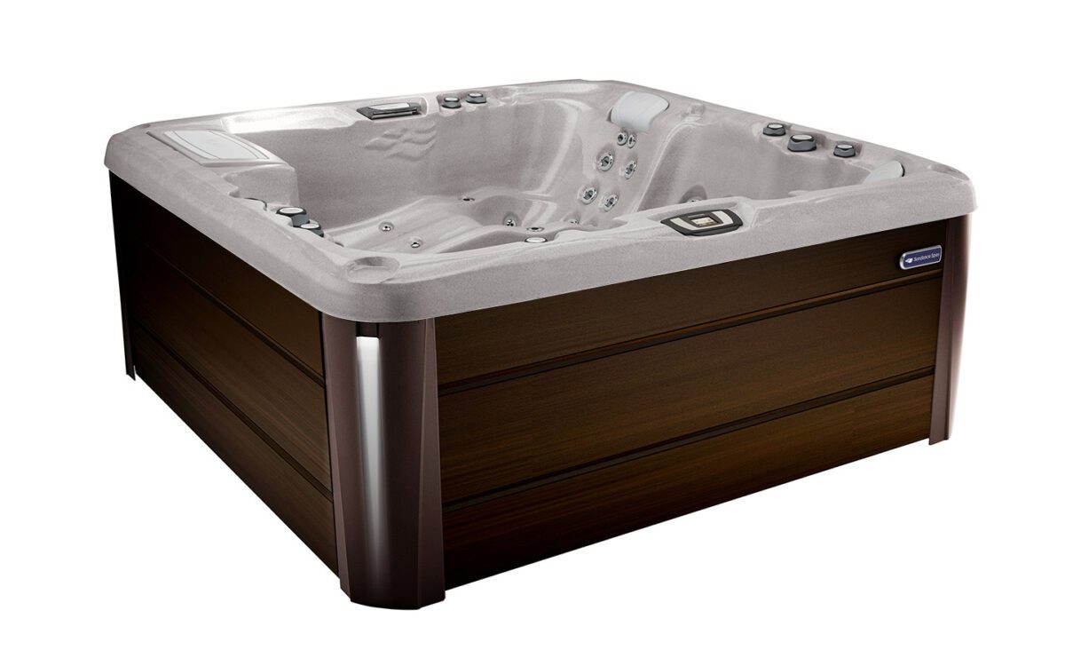 Hot-tub-Cameo-Sahara-Modern-Hardwood
